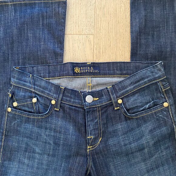 Rock & Republic Kasandra Jeans - Picture 2 of 11